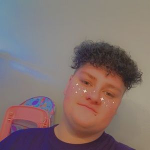 Meet your Posher, Evan